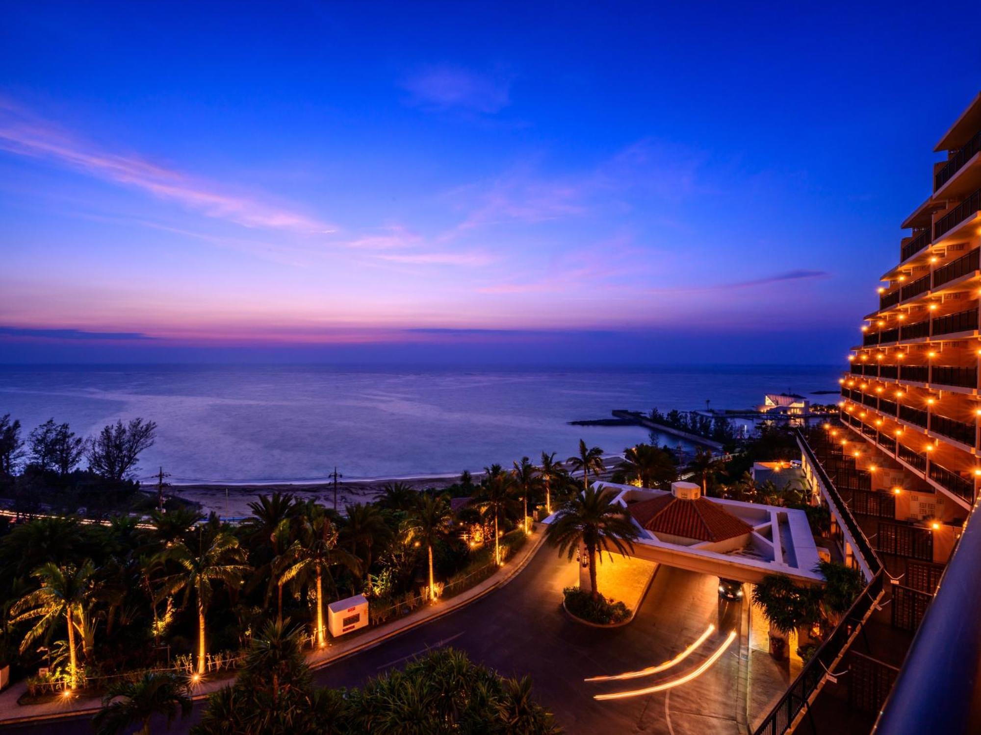 Kafuu Resort Fuchaku Condo Hotel Onna Exterior foto